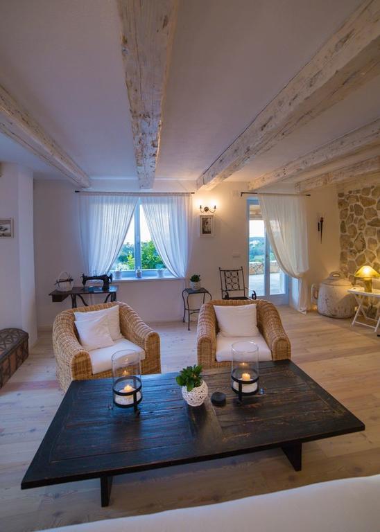 Villa Mora Banjol الغرفة الصورة